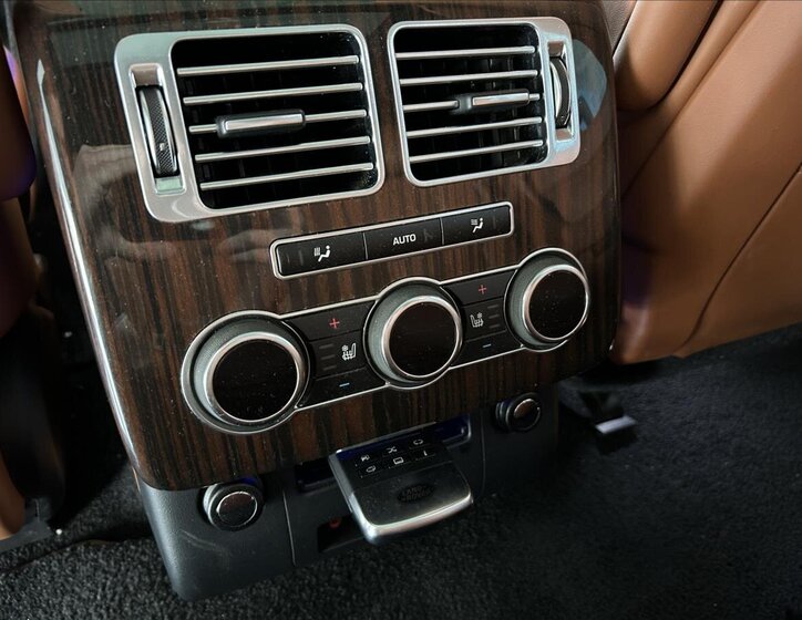 Land Rover Range Rover SUV / Terénní 3,0 l 190 kw