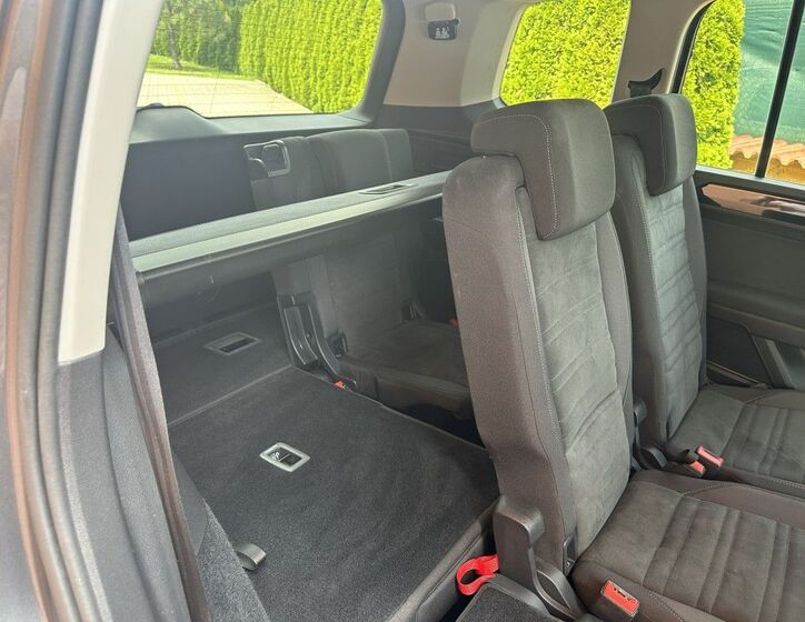 Volkswagen Touran 23