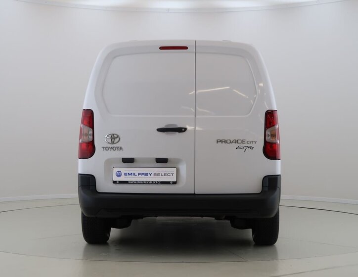 Toyota ProAce Skříň 1,5 l 75 kw