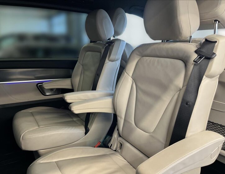 Mercedes-Benz Třídy V 21