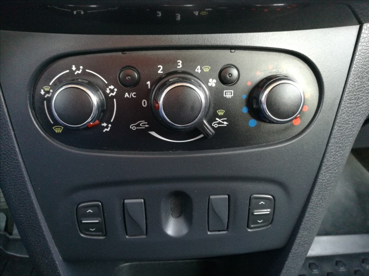 Dacia Logan Kombi 898,0 66 kw