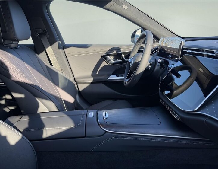 Mercedes-Benz Třídy E Sedan / Limuzína 2,0 l 225 kw