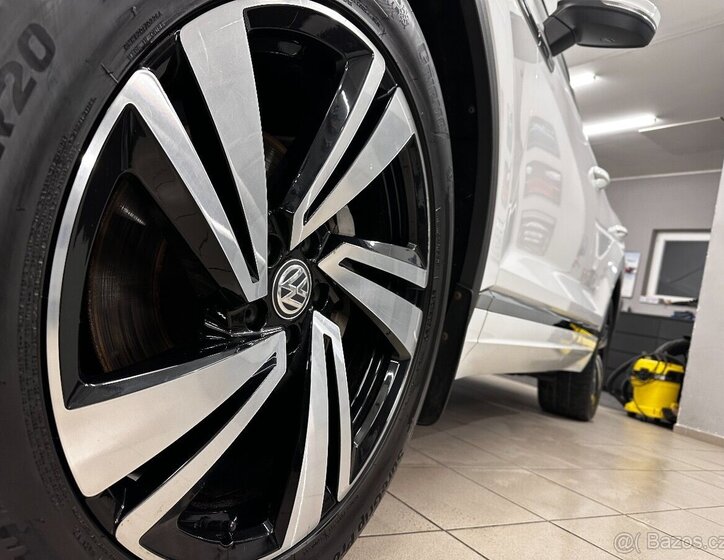 Volkswagen Touareg SUV 3,0 l 210 kw