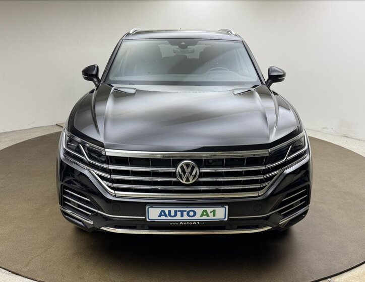 Volkswagen Touareg SUV 3,0 l 210 kw