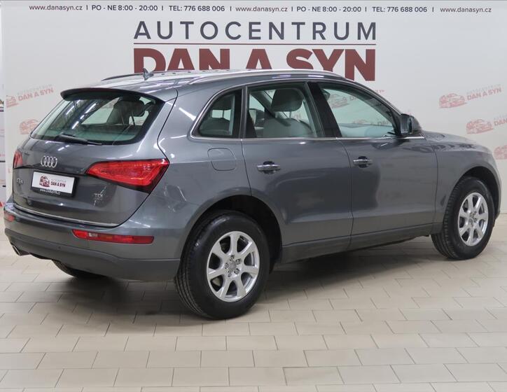 Audi Q5 4