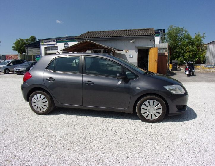 Toyota Auris 3