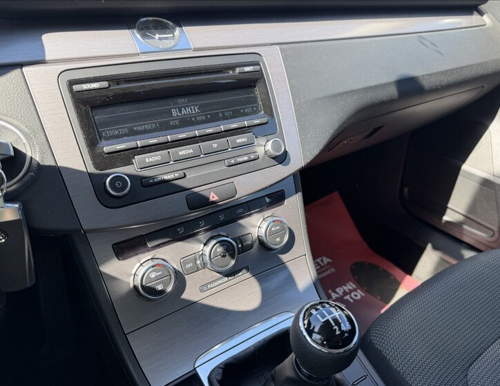 Volkswagen Passat Kombi 2,0 l 103 kw