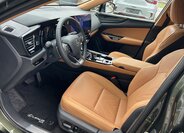 Lexus NX 450h+ SUV / Terénní 2,5 l 220 kw