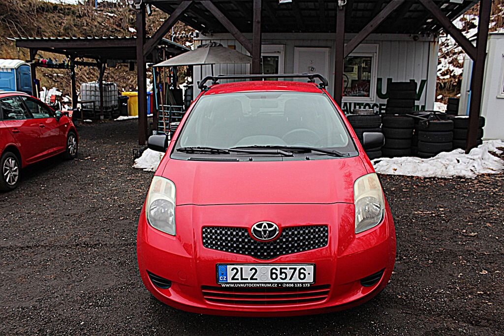 Toyota Yaris Hatchback 998,0 51 kw