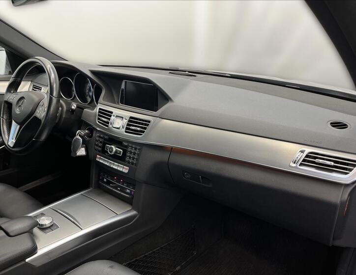 Mercedes-Benz Třídy E 14