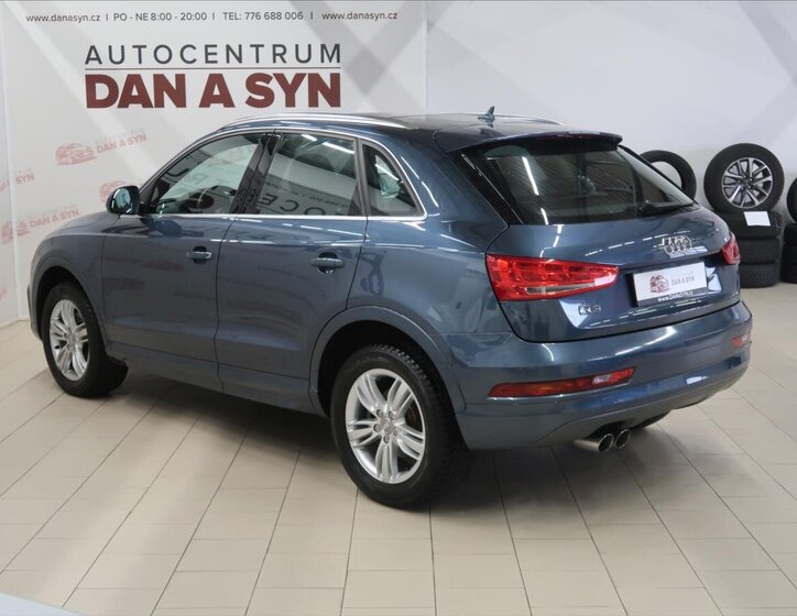 Audi Q3 6