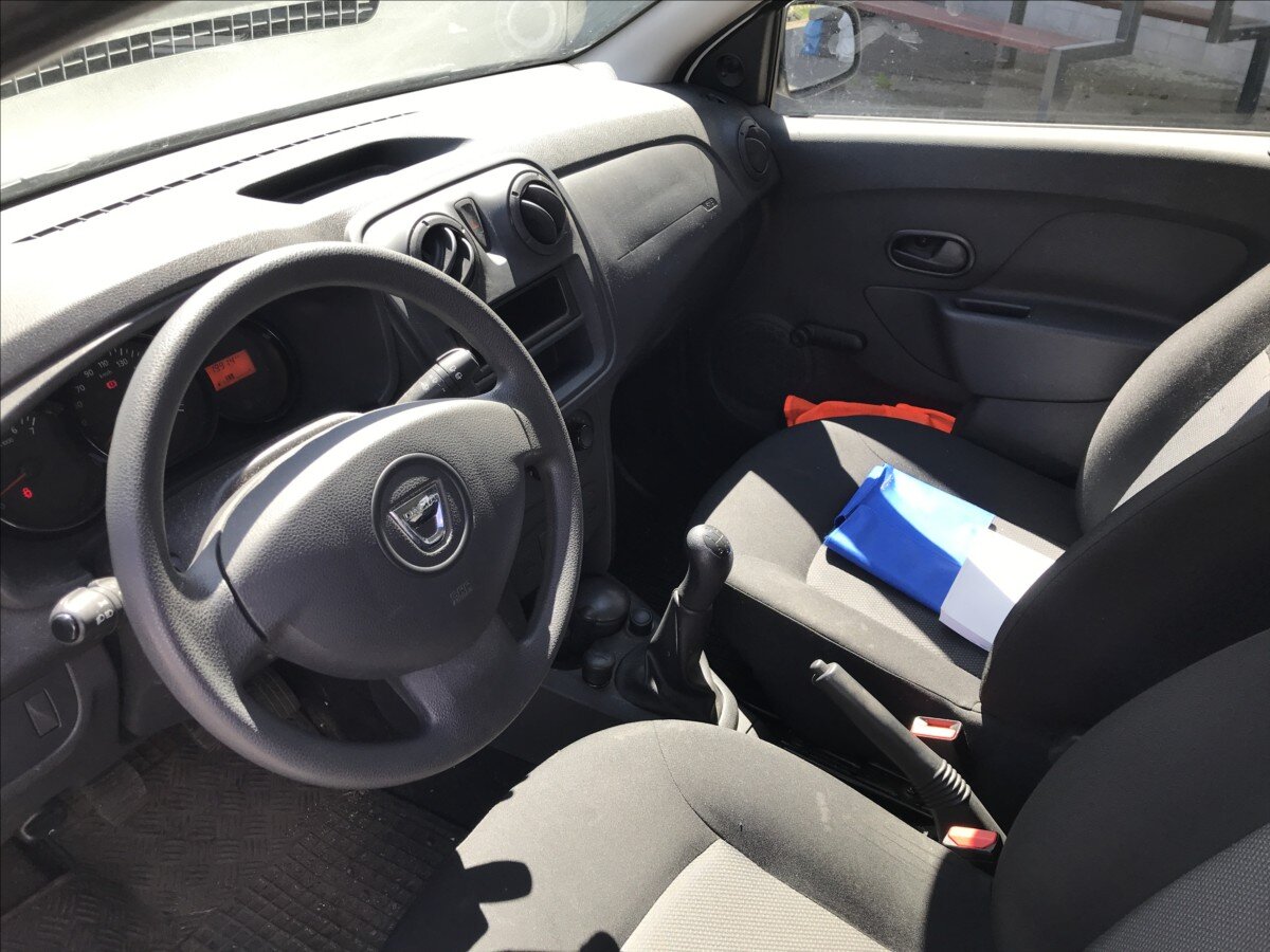 Dacia Sandero Hatchback 1,1 l 54 kw