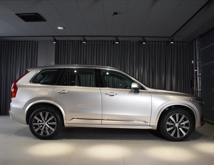 Volvo XC90 3