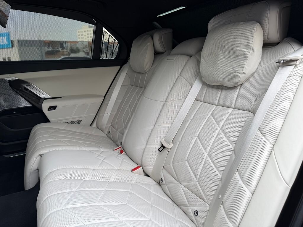 BMW Řada 7 Sedan / Limuzína 3,0 l 360 kw