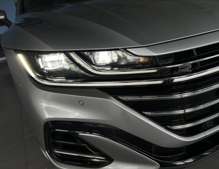 Volkswagen Arteon Kombi 2,0 l 147 kw