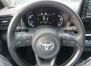 Toyota Yaris Cross 11
