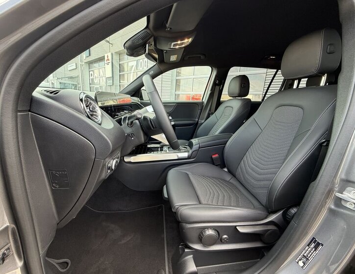 Mercedes-Benz GLB SUV / Terénní 2,0 l 110 kw