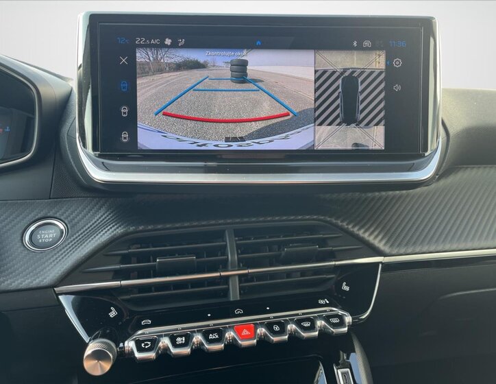 Peugeot 208 Hatchback 1,2 l 74 kw