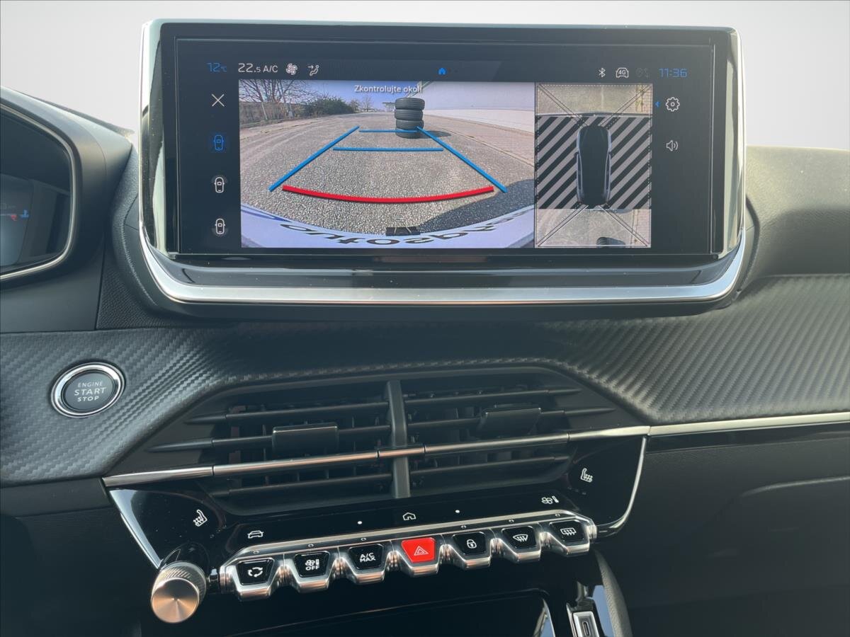 Peugeot 208 Hatchback 1,2 l 74 kw