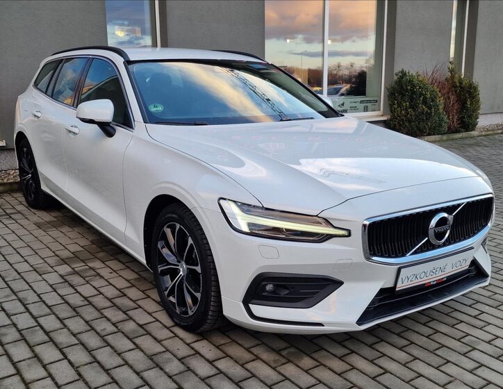 Volvo V60 Kombi 2,0 l 145 kw