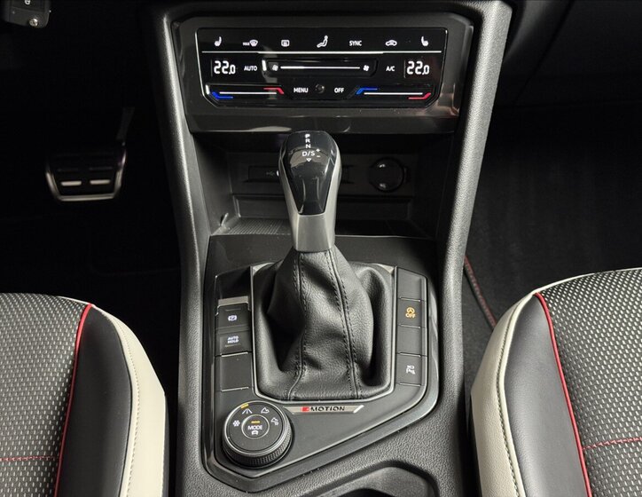 Volkswagen Tiguan SUV 2,0 l 110 kw