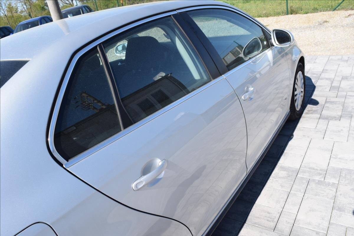 Volkswagen Jetta Kombi 1,4 l 90 kw