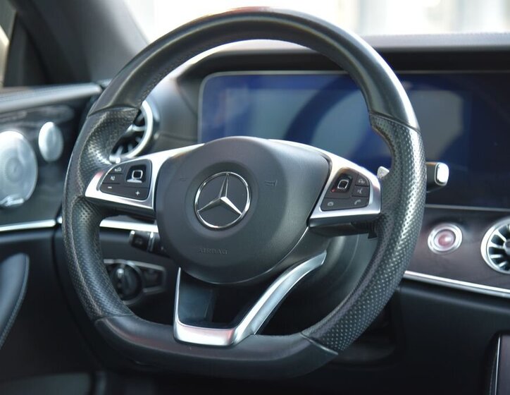 Mercedes-Benz Třídy E 26