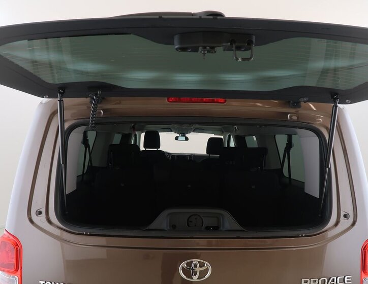 Toyota ProAce Verso VAN-Minibus 2,0 l 130 kw