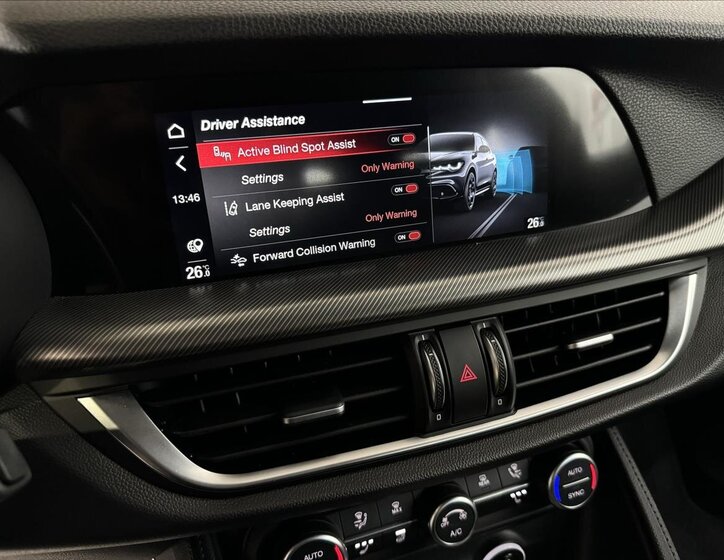 Alfa Romeo Stelvio 22