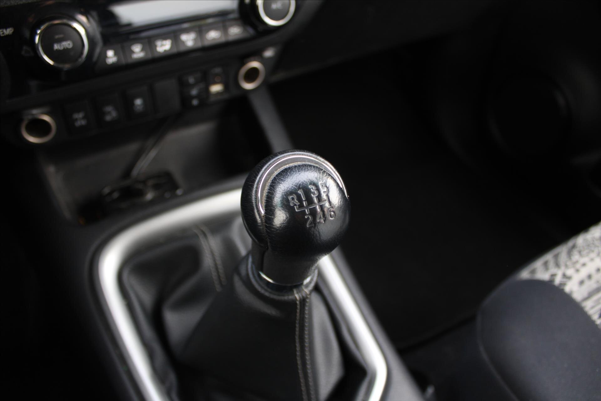 Toyota Hilux Pick-up 2,4 l 110 kw