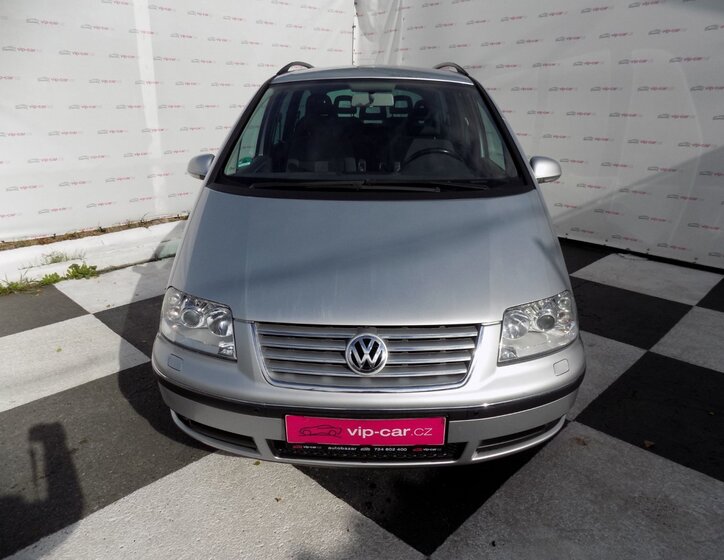 Volkswagen Sharan 4