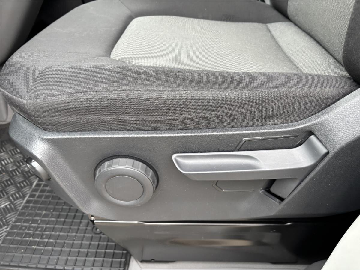 Volkswagen Crafter Skříň 2,0 l 103 kw