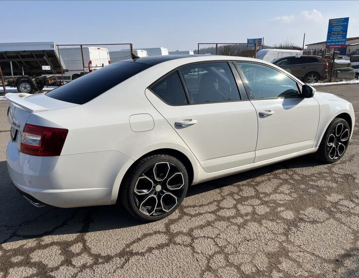 Škoda Octavia Sedan 2,0 l 135 kw