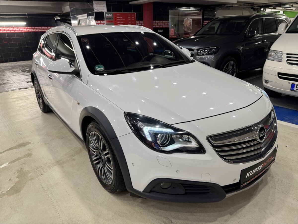 Opel Insignia Kombi 2,0 l 120 kw