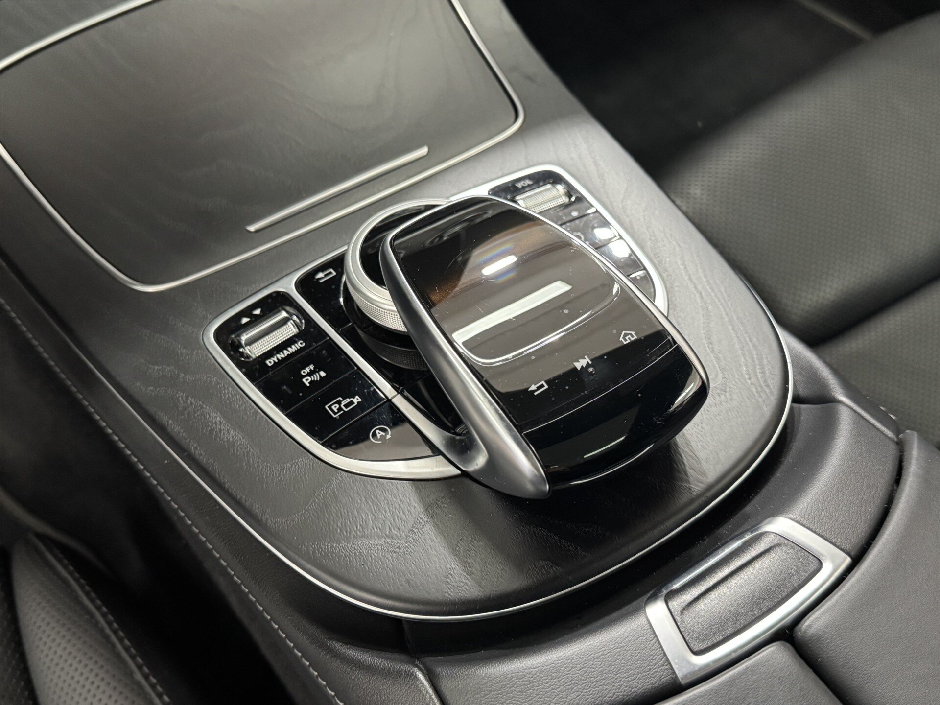 Mercedes-Benz Třídy E Kupé 2,9 l 250 kw