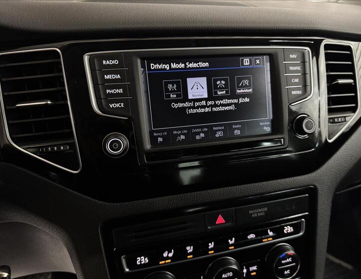 Volkswagen Golf Sportsvan 29