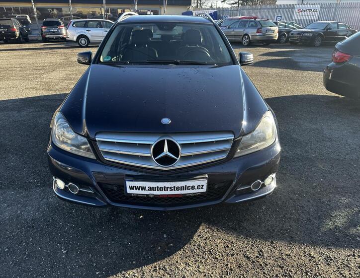 Mercedes-Benz Třídy C 8
