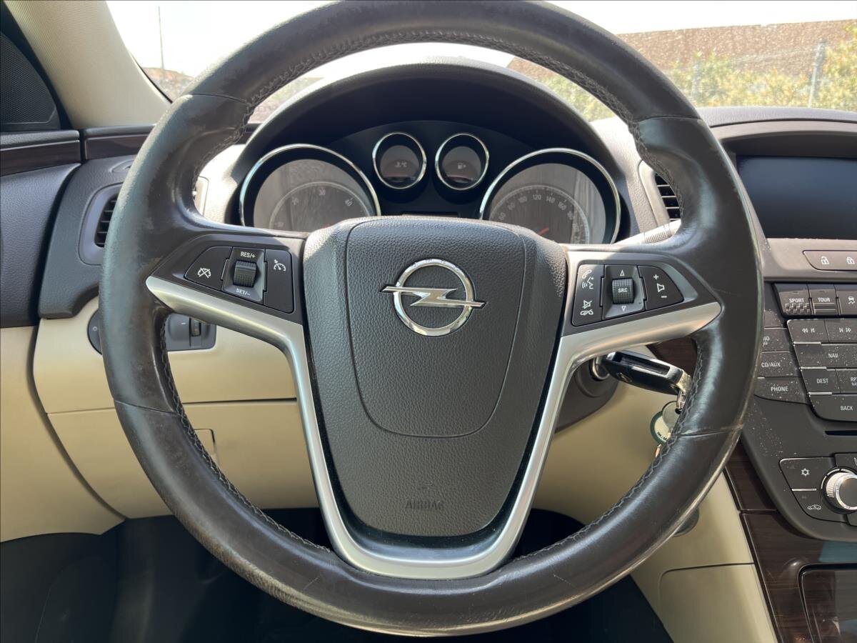 Opel Insignia Kombi 2,0 l 118 kw