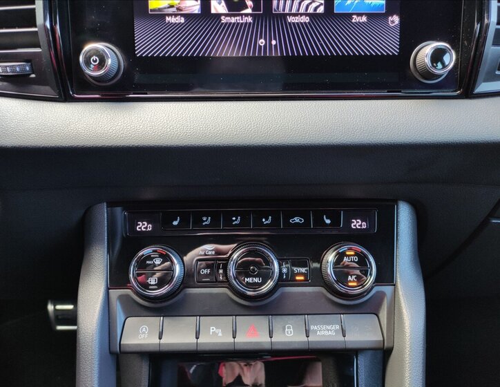 Škoda Karoq SUV / Terénní 1,5 l 110 kw