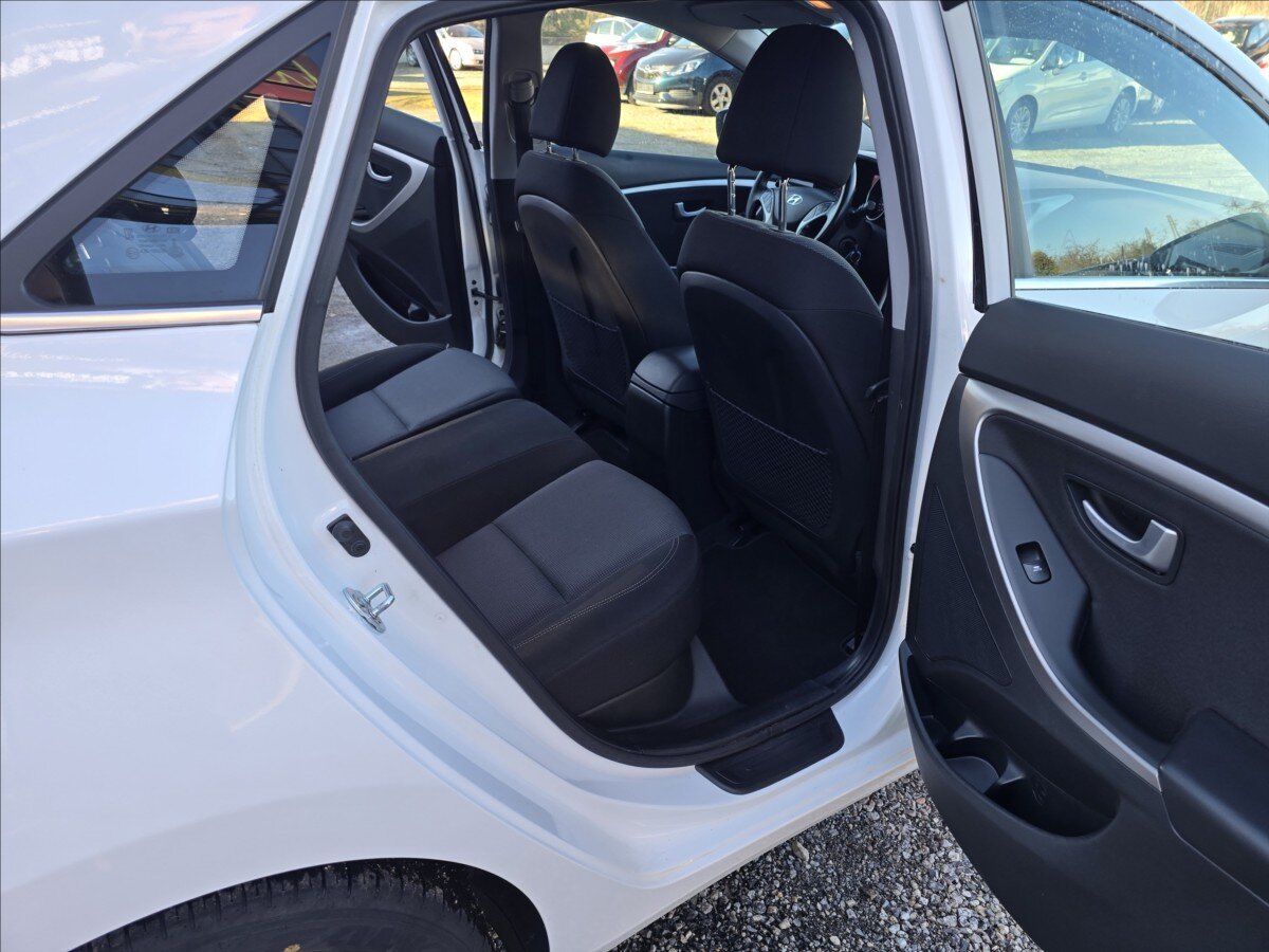 Hyundai i30 Hatchback 1,4 l 66 kw