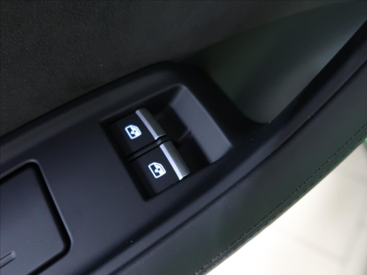 Audi RS Q8 SUV / Terénní 4,0 l 441 kw