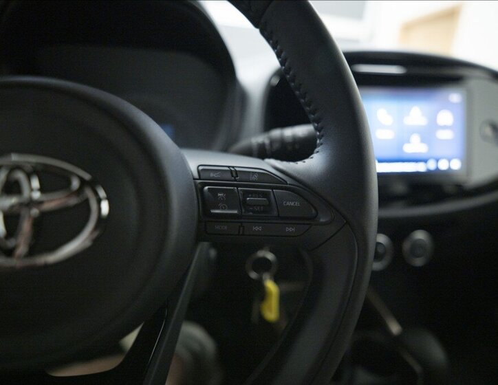 Toyota Aygo Hatchback 998,0 53 kw