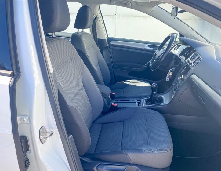 Volkswagen Golf Hatchback 1,4 l 81 kw