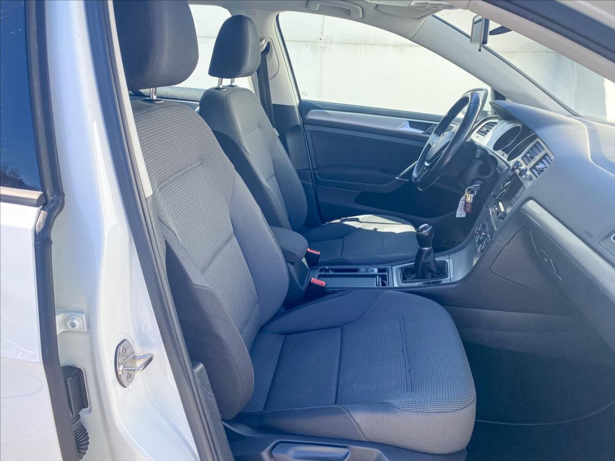 Volkswagen Golf Hatchback 1,4 l 81 kw