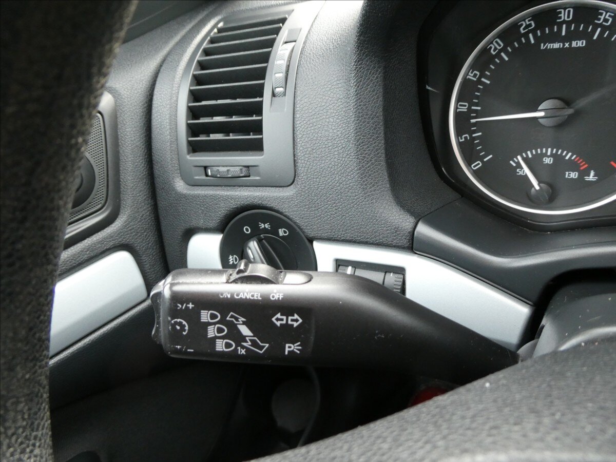 Škoda Octavia Kombi 1,6 l 77 kw