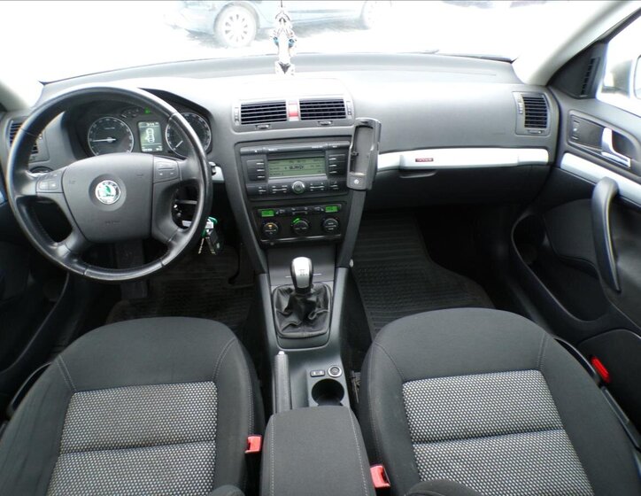 Škoda Octavia Kombi 2,0 l 103 kw