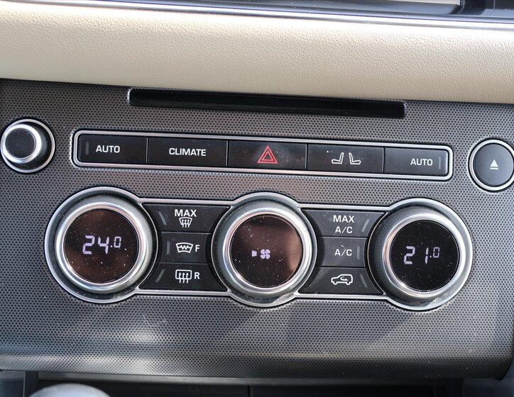 Land Rover Range Rover Sport SUV / Terénní 3,0 l 215 kw