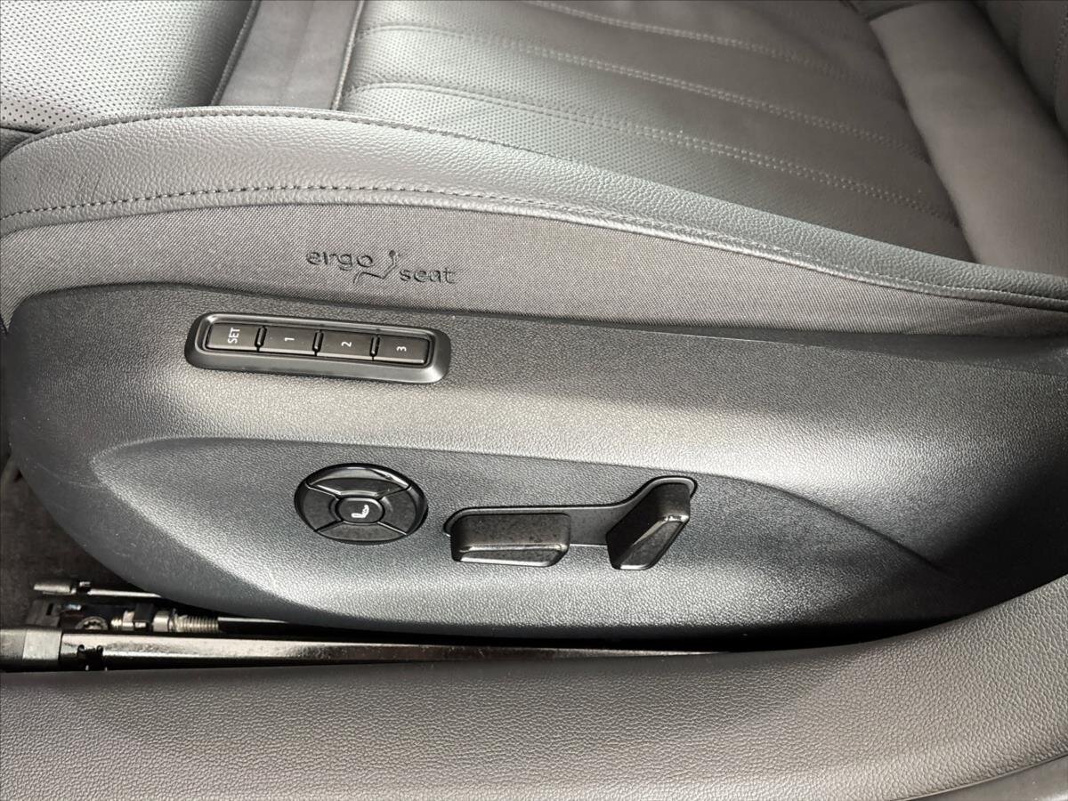 Škoda Superb Kombi 2,0 l 142 kw