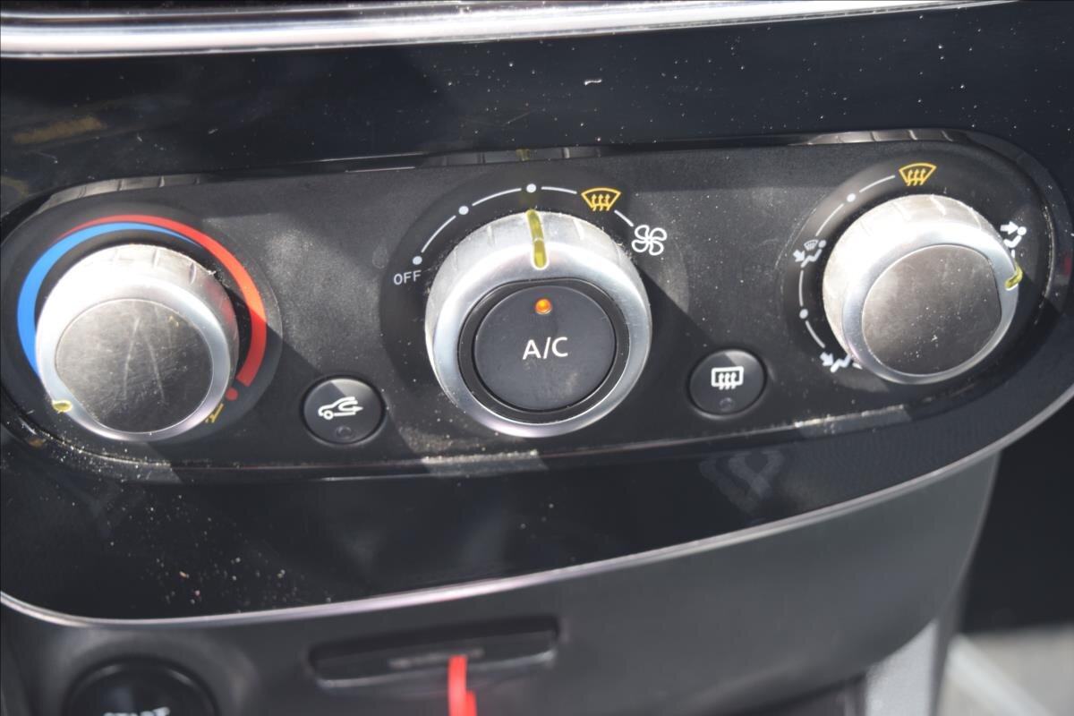 Renault Clio Hatchback 1,1 l 54 kw