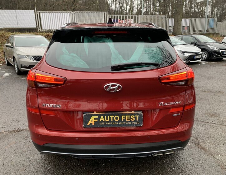 Hyundai Tucson SUV / Terénní 1,6 l 100 kw